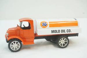 Ertl bulldog truck