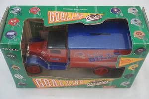 Ertl bulls coin bank
