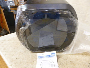 lot 44 image: Complete 360 Coreless High-Capacity Bathroom Tissue Dispenser