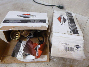 lot 55 image: Briggs & Stratton Choke Carb Kit