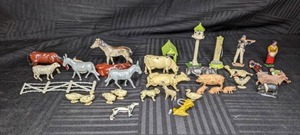 Vintage Small Metal and Plastic Farm and Zoo Animal Toy Figures