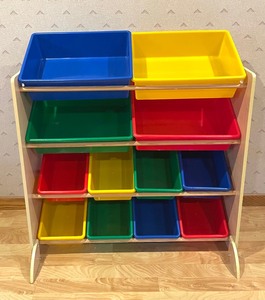 lot 45 image: Kid Kraft Bin Organizer