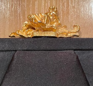 lot 71 image: Vintage Bienen-Davis Handbag