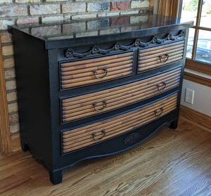 lot 6 image: Elegant Marble Topped DresserSideboard