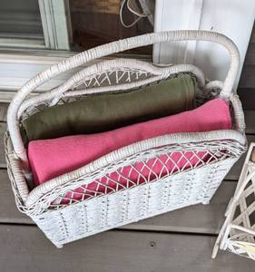 Decorative Magazine Holders