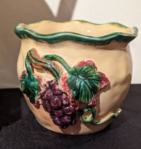 Decorative Pottery Set