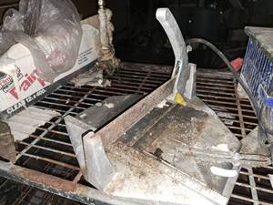 lot 22 image: Superior Tile No. 2 Tile Cutter