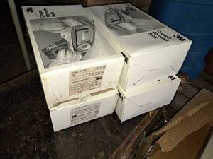 lot 34 image: Lot of (4 Boxes) 3M 51144-27475 240D 40Y 3x24 Resin Bond Cloth Open Coat Sanding Belts