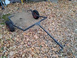 lot 48 image: Snowmobile Dolly