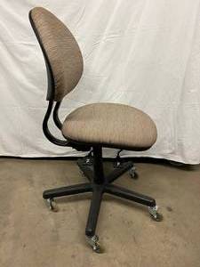 lot 36 image: Medical Grade Task Chair - Excellent Condition - Rolls On Wheels Extra Smoothly