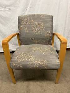 lot 38 image: WOW MSRP $1240 PER CHAIR ULTRA HIGH QUALITY KRUG JORDAN SERIES GUEST SEATING ARM CHAIR MAPLE WOOD FRAME FABRIC IN SHIMMERING GREY BONZAI FLORAL PATTERN - GREAT CONDITION 24 SEAT WIDTH 500LB CAPACITY
