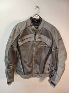 lot 32 image: FIELDSHEER AT9 ARMORED MOTORCYCLE JACKET