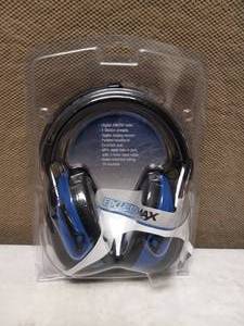 lot 77 image: BLUMAX HEADPHONE SET