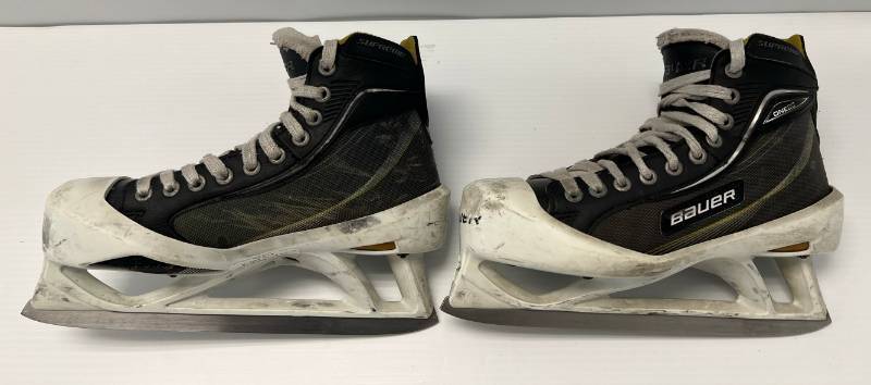 Used Bauer Supreme One 60 Goalie Skates Shoe Size 8.5
