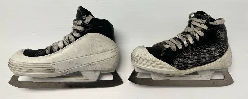 Used CCM Tacks 852 Goalie Skates  (Skate Size) 3.5