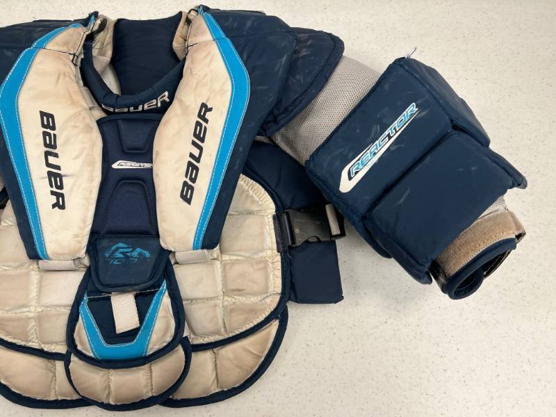 Used Bauer Reactor Goalie Protective Chest Plate Jr