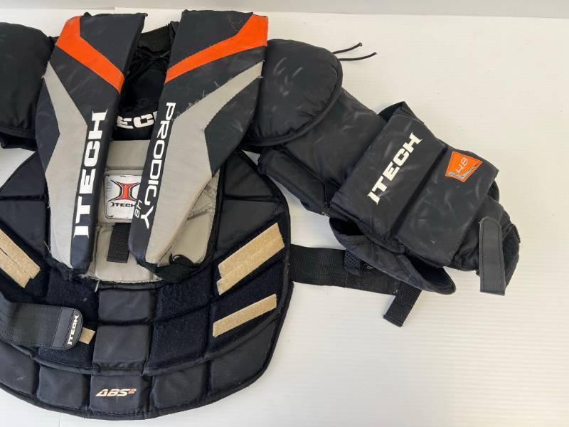 Used Itech Prodigy 4.8 Goalie Protective Chest Plate Jr