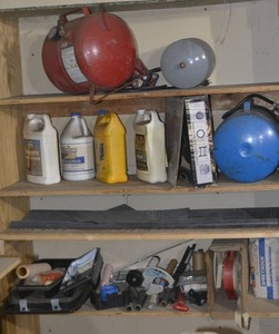 lot 119 image: 4 SHELF CONTENTS CONCRETE, PAINTING, AIR STORAGE, SHEETROCK