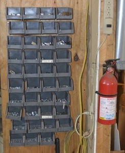 lot 150 image: REMOVABLE BOLT BINS AND FIRE EXTINGUISHER
