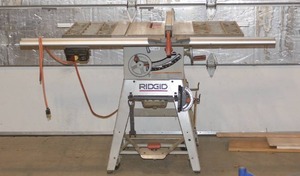 lot 4 image: RIDGID TS2424 1 TABLE SAW