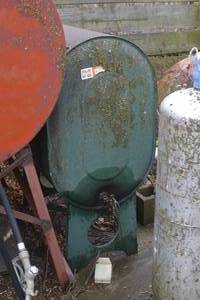 lot 16 image: DIESEL FUEL TANK