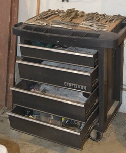 lot 34A image: CRAFTSMAN ROLLING UTILITY TOOLBOX WITH CONTENTS