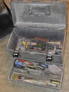 lot 33A image: TOOLBOX AND CONTENTS