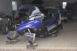 lot 2 image: 2004 RX WARRIOR SNOWMOBILE