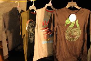 lot 43 image: Boys Sizing XL & XXL Lot with Tags Harry Potter, Champion