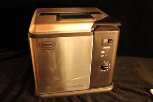 lot 72 image: ButterBall Electric Turkey Fryer