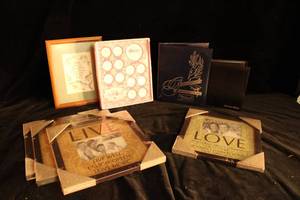 lot 84 image: Photo Frame Lot 2