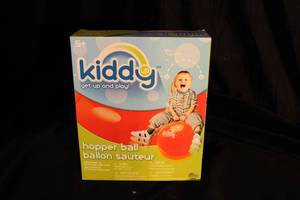 lot 90 image: Kiddy Up Hopper Ball