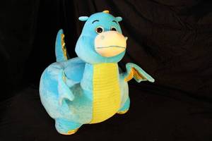 lot 145 image: Blue Dragon Childrens Chair