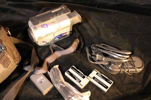 lot 162 image: Samsung Video Camcorder with Batteries and Case