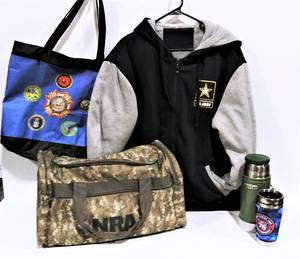 New US Army Hoodie XL, Duffle Bag, VFW Tote, Aladdin Thermos and Mug