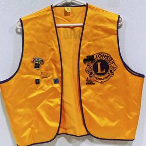 Leonard Lions Vest