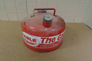 lot 249 image: Eagle Metal 2-12 Gallon Gas Can