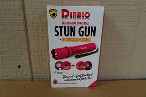 lot 254 image: Diablo Stun Gun  160 Lumen Flashllight -Pink