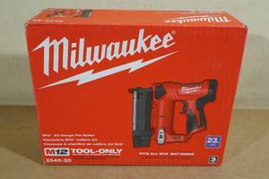 lot 9 image: Milwaukee M12 23 Gauge Pin Nailer -Tool Only