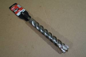 lot 40 image: Milwaukee 1x8x10 MX4 SDS Plus Bit