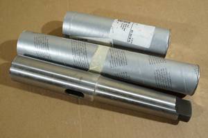 lot 51 image: 4 to 5 Morse Taper Extension Socket