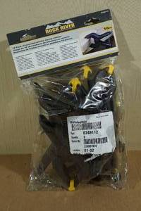 lot 57 image: Rock River 16 Pack Plastic Spring Clamps