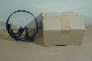 lot 83 image: Dayna B Encircled Reader Cast Iron Sculpture