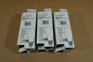 lot 91 image: 3 Philips MasterColor Ceramic Metal Halide 100 Watt Light Bulbs