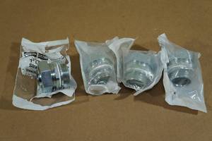 lot 94 image: 4- 1 Liquid Tight Straight Connector