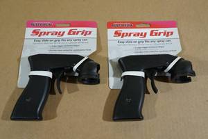 lot 105 image: 2 Rust-Oleum Spray Grips For Spray Paint Cans