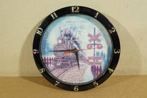 lot 194 image: 1996 Railroad Train Sound Clock - 11
