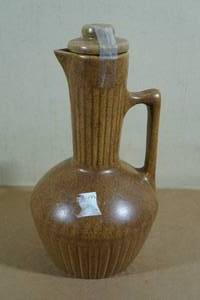 lot 198 image: Vintage Maple Leaf Pottery Tall Pitcher