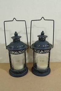 lot 199 image: Decorative Lantern Style Candle Holders
