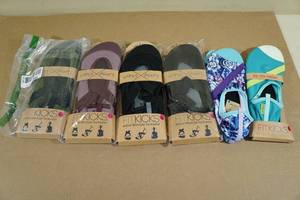 lot 163 image: Fit-Kicks Active Lifestyle Footwear - LXL